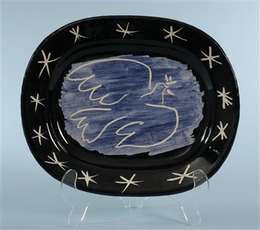 Plate "A Flying Dove"