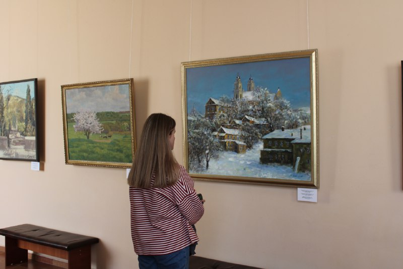 В «Добрушском районном краеведческом музее» проходит выставка «Образы родного края в творчестве белорусских художников» 