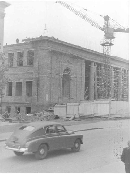 Будаўніцтва будынка па вул. Леніна, 20. 1955 г.